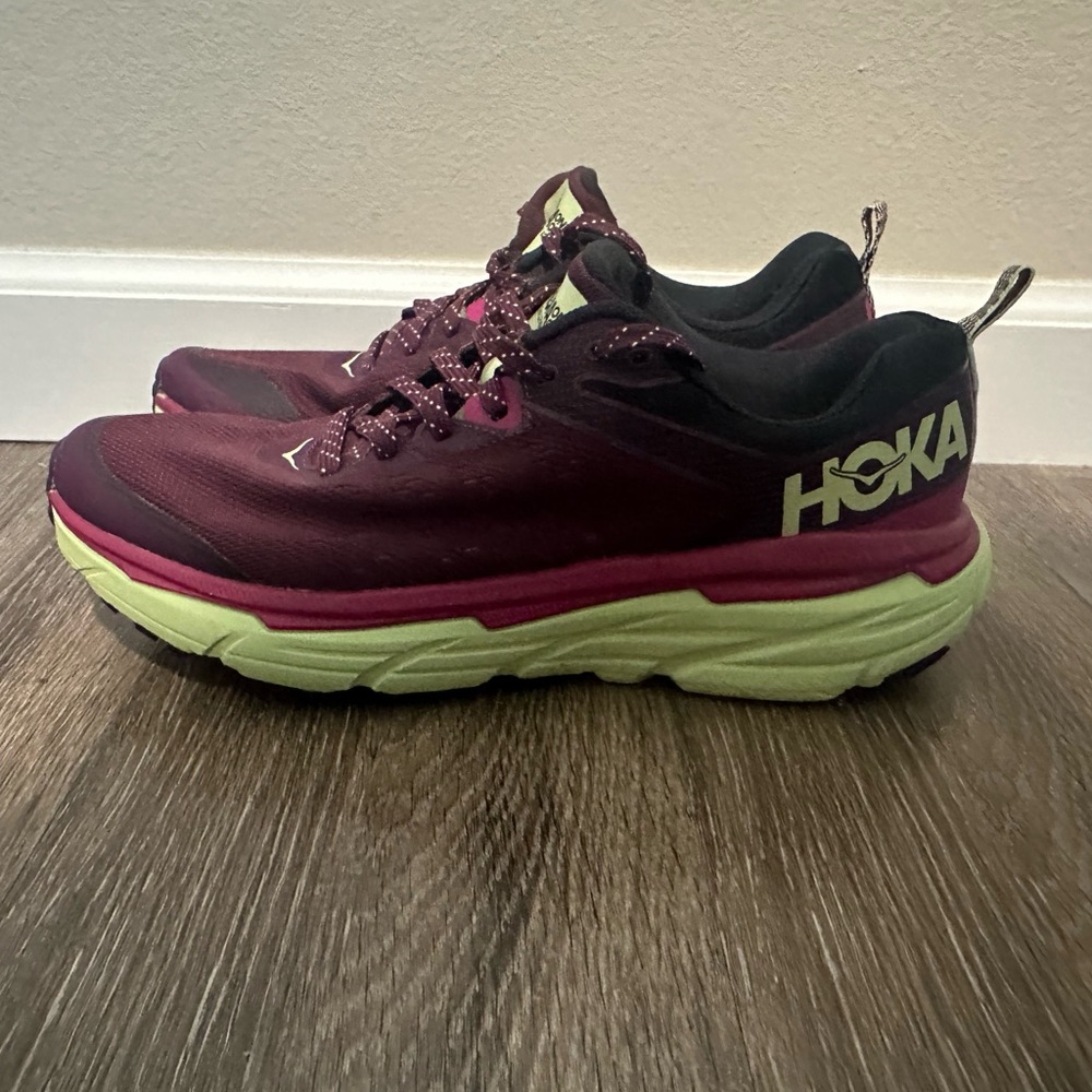 Hoka Challenger ATR 6 Women’s US size 8.5